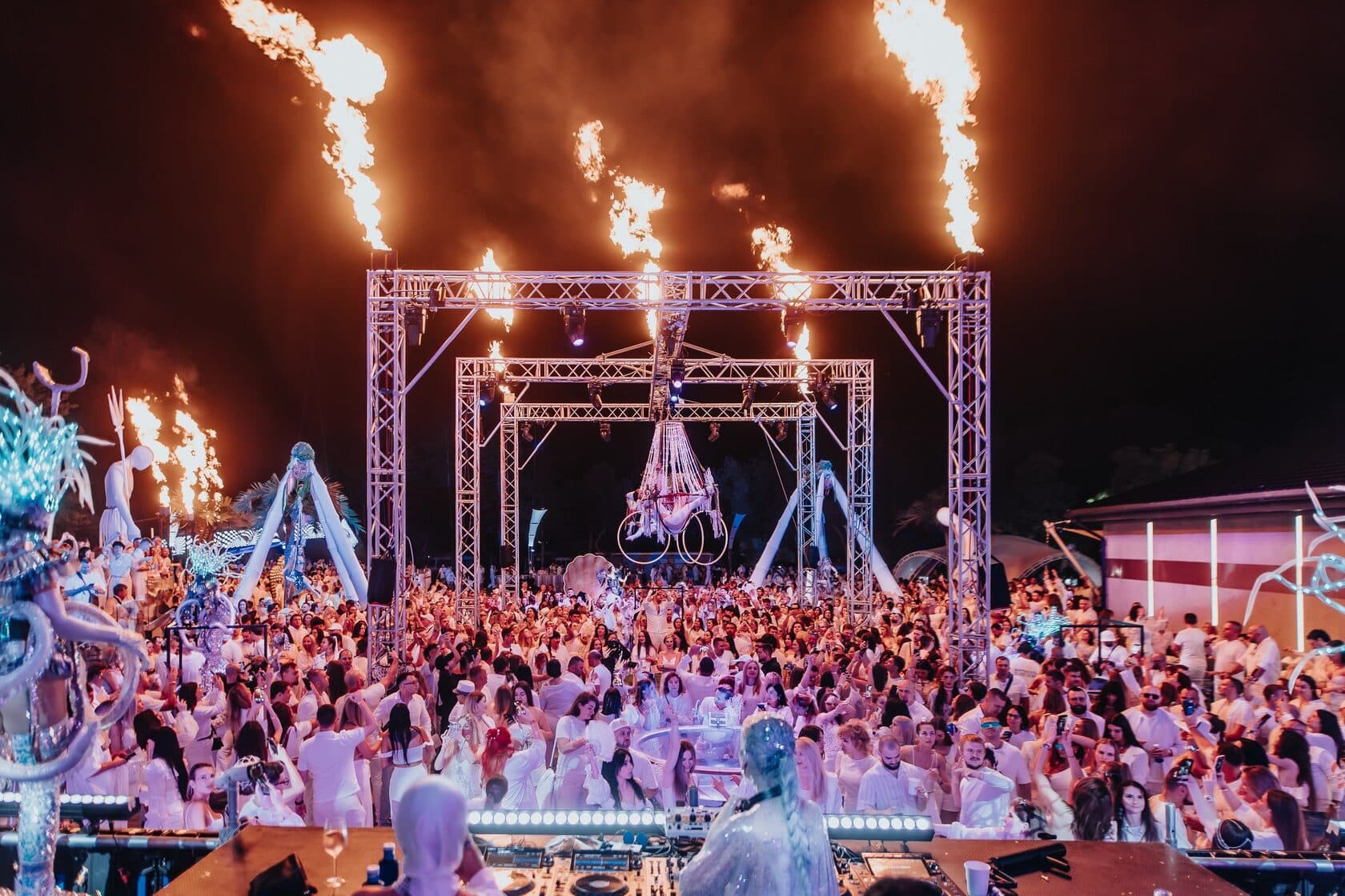 Embargo White Festival (Embargo)