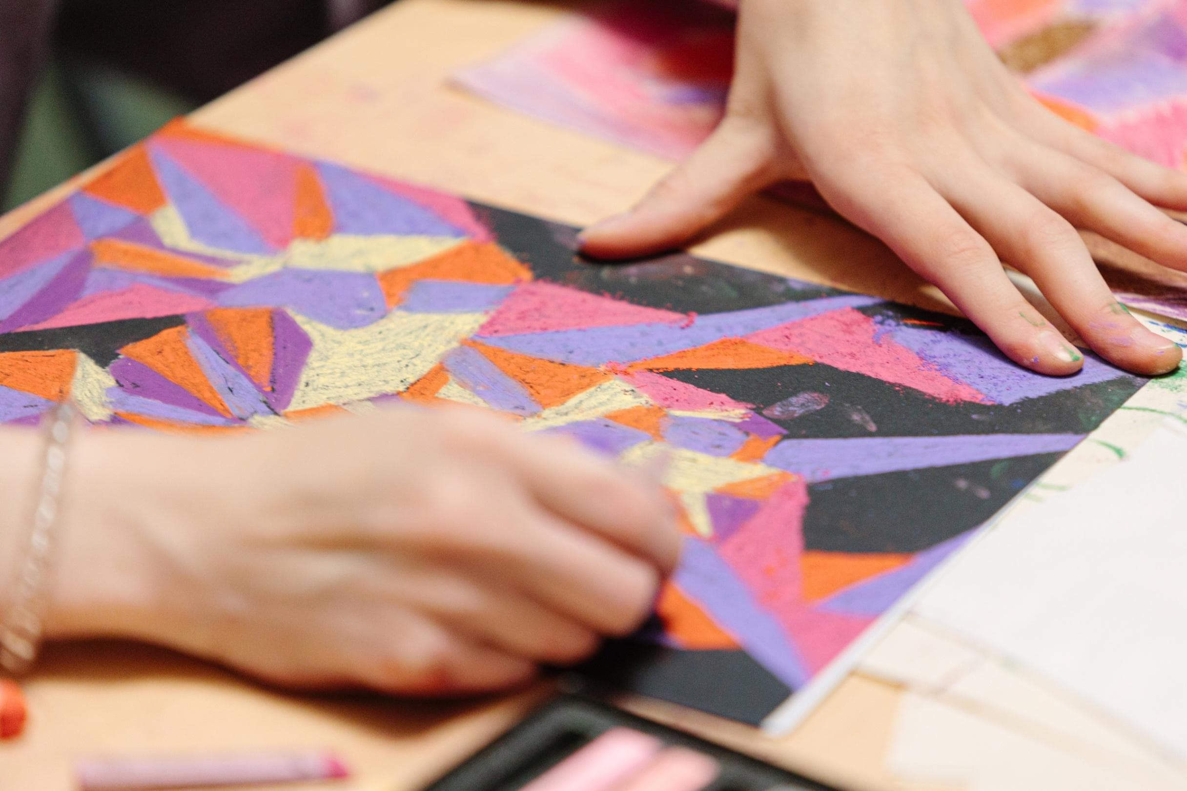 Рисунок сухой пастелью (Музей изобразительных искусств)