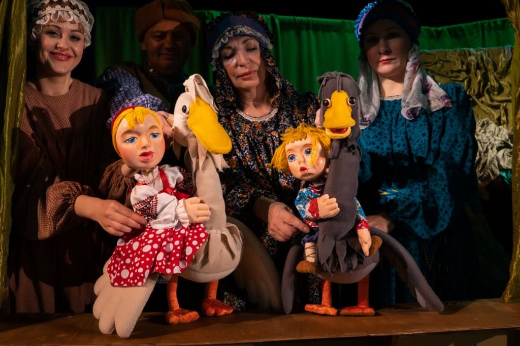 Гуси-лебеди (Камчатский театр кукол)