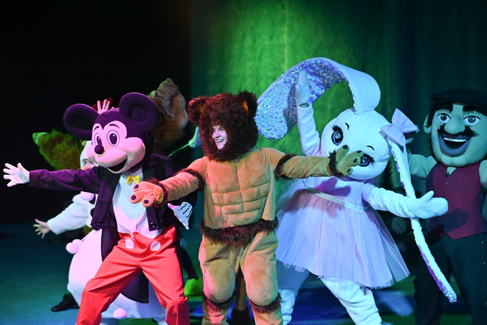 ДК (Karlsson Haus на Кирочной)