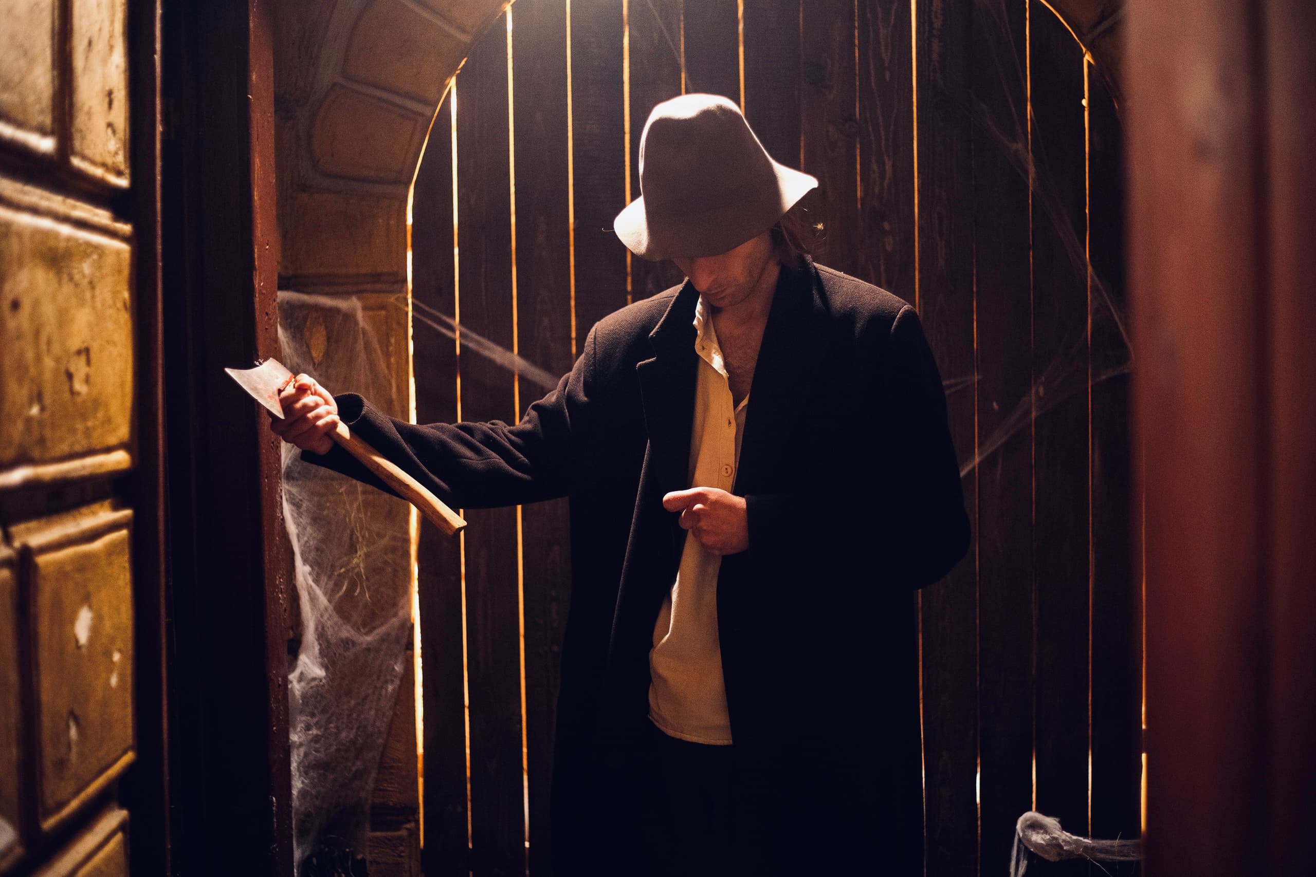 Иммерсивное шоу «Преступление. Наказание?» (Замок на Невском)