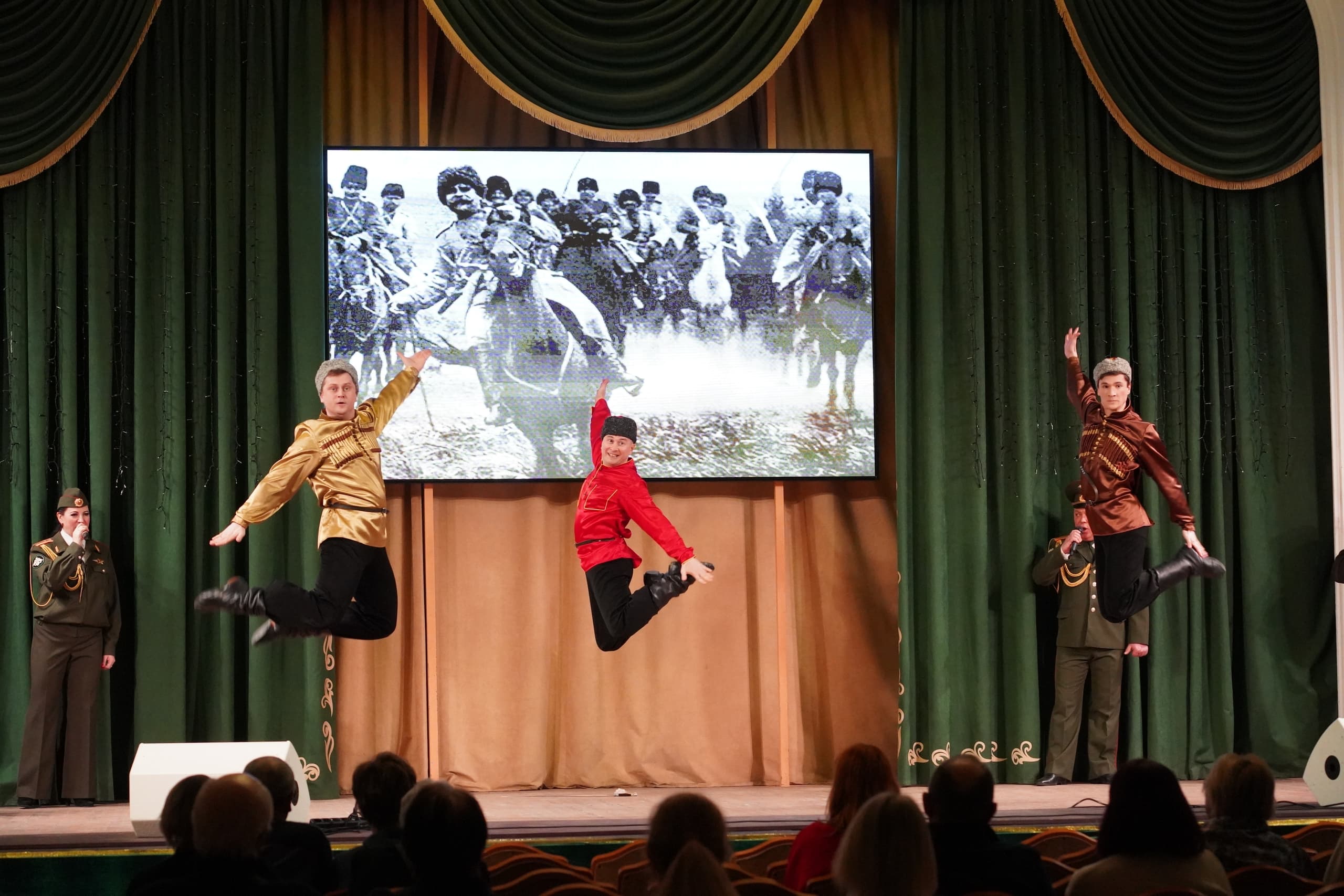 Героям посвящается... (Филармония)