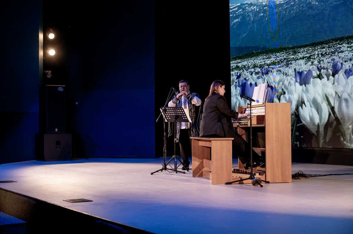 Голос дудука и орган (Яани Кирик)