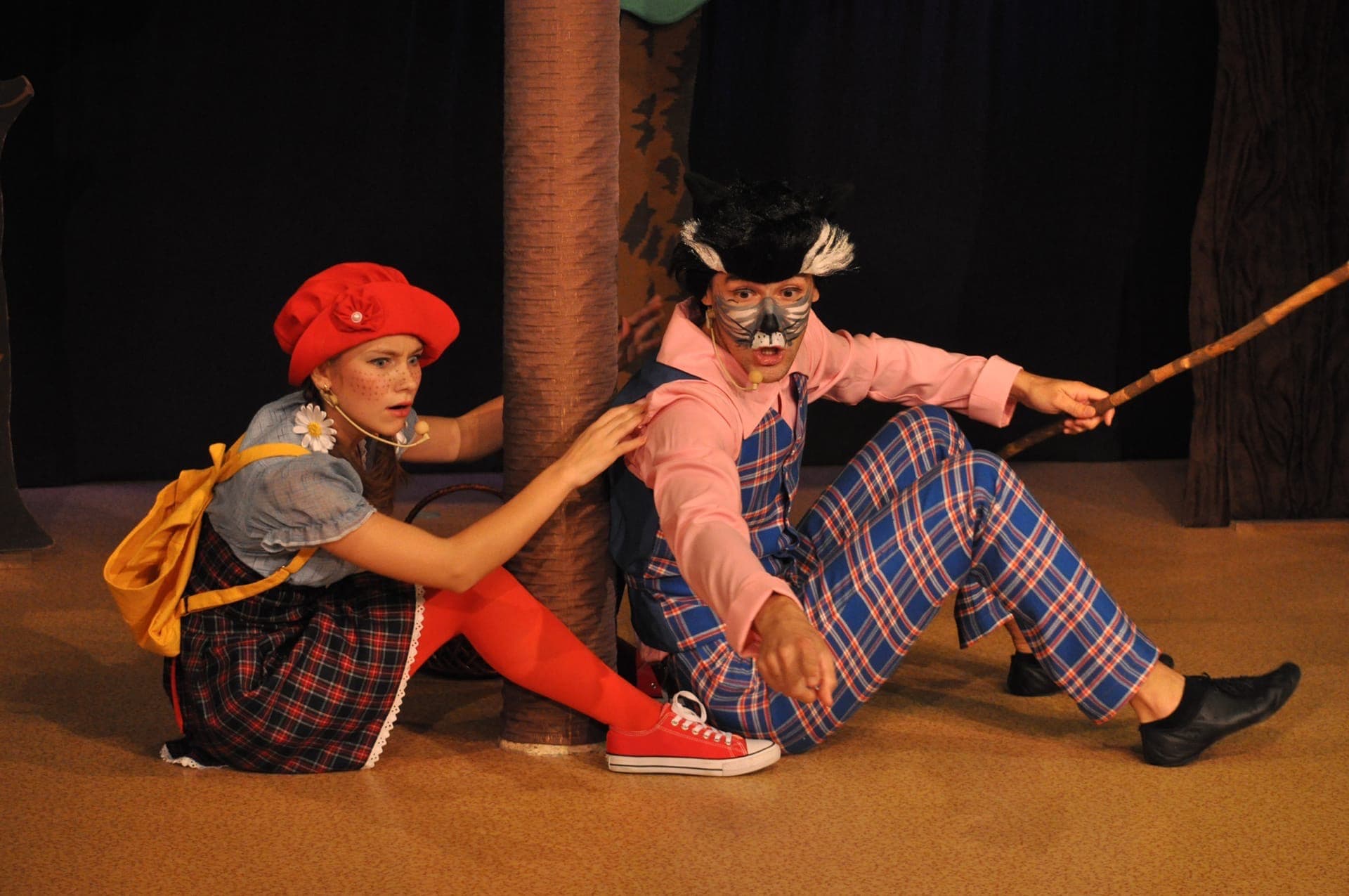 Красная шапочка & Серый волк (Зазеркалье)