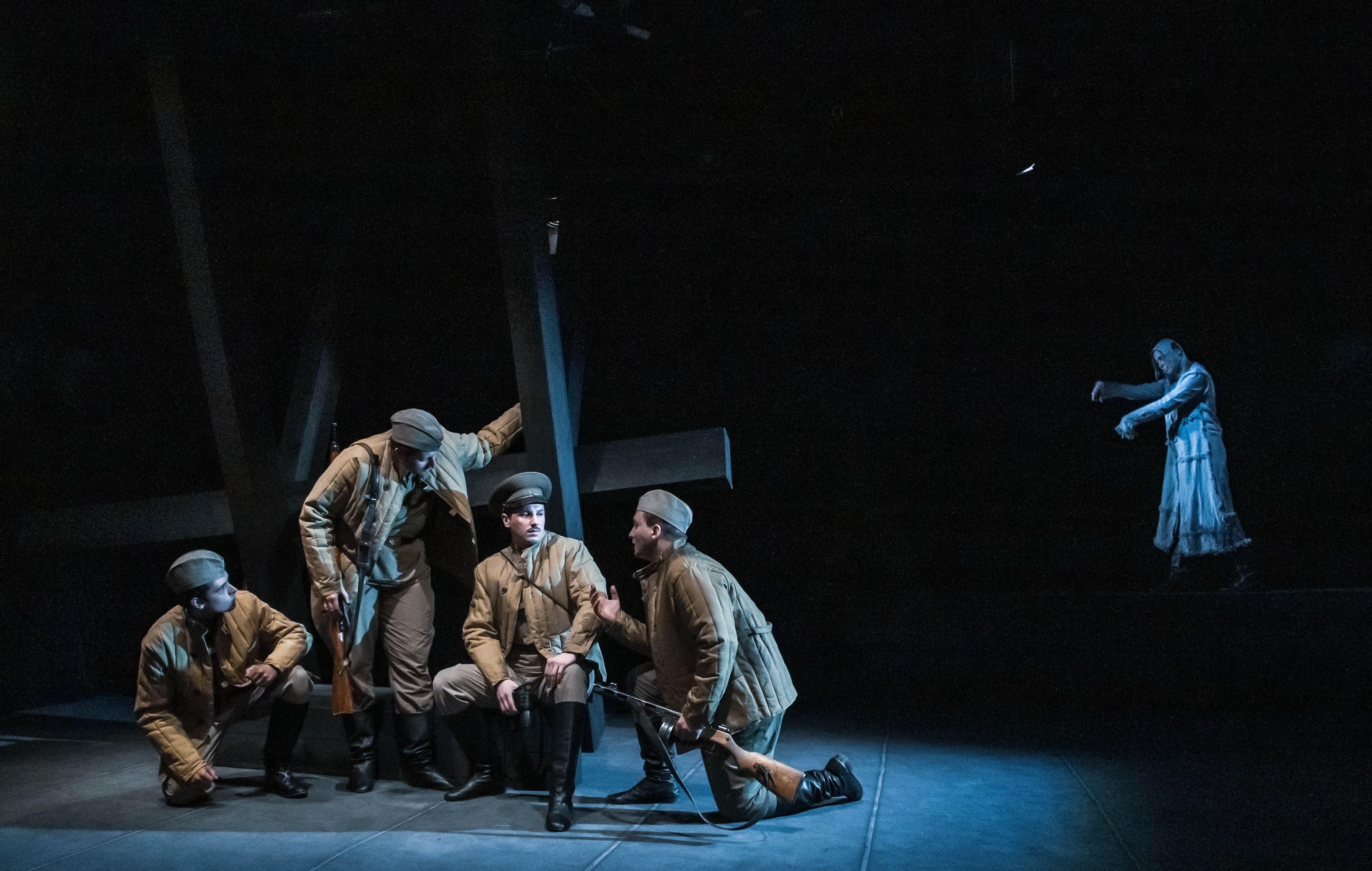 Выше звёзд (Театр драмы «Камерная сцена»)