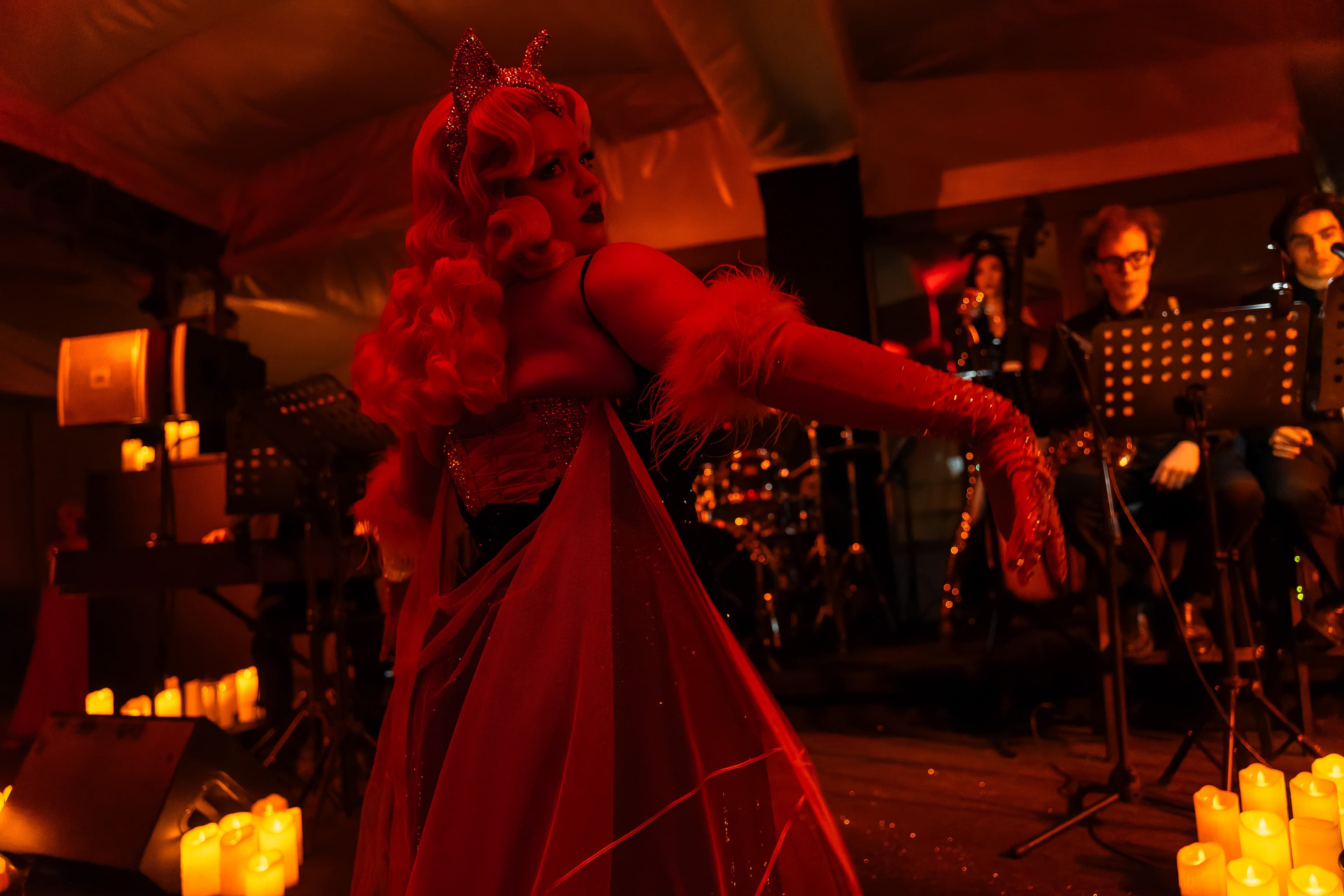 Джаз-кабаре (Крыша на Цветном)