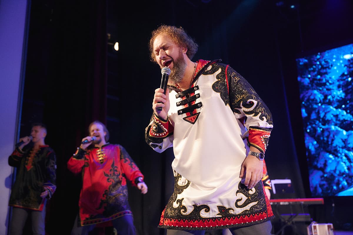 Бабкины внуки (Городской дворец культуры)