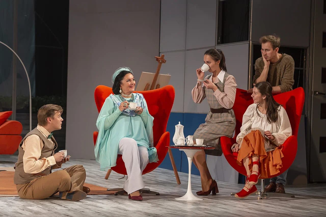 Странная миссис Сэвидж (Театр на Литейном)