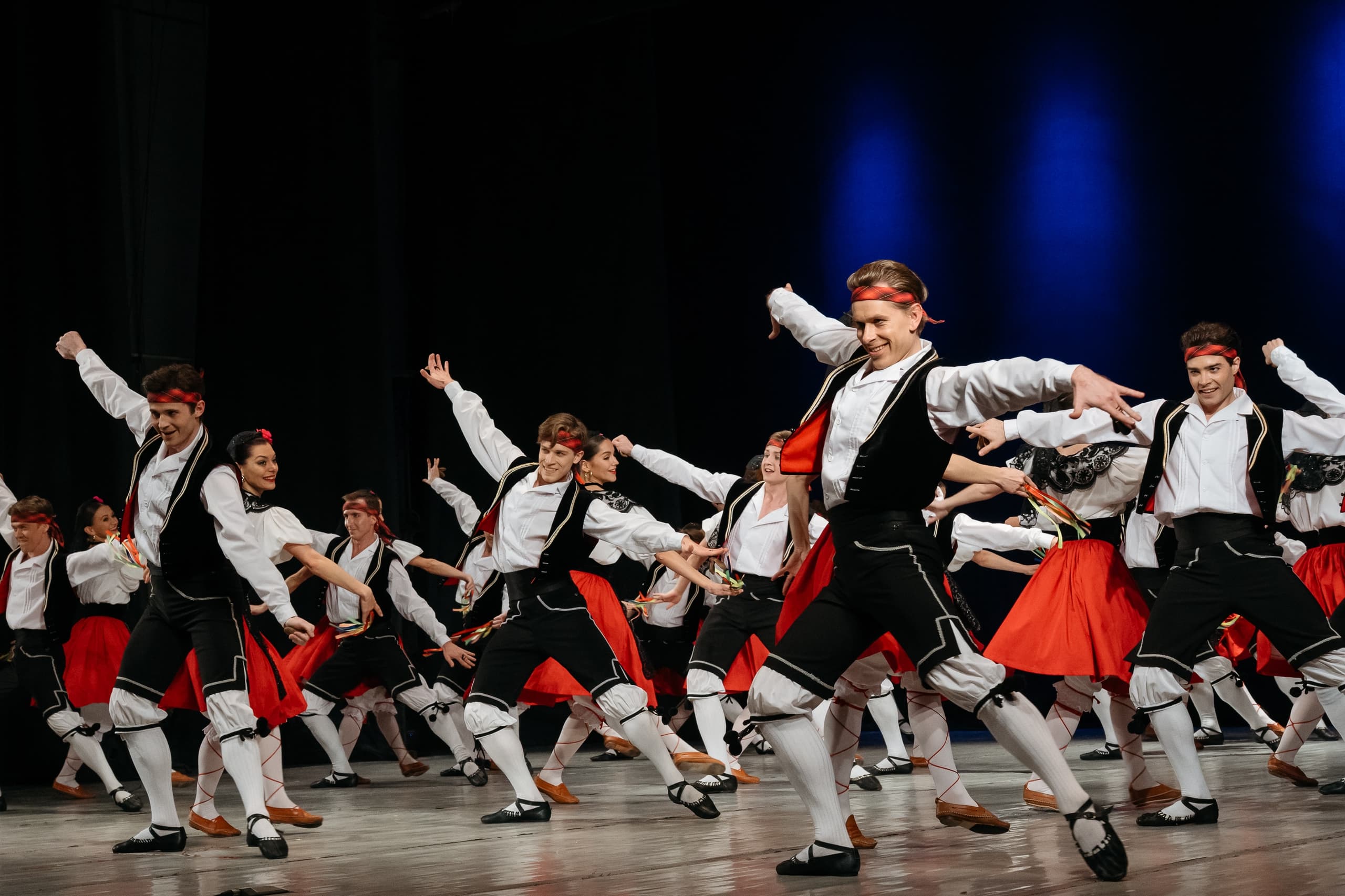 Ансамбль танца им. Игоря Моисеева (Дворец искусств)