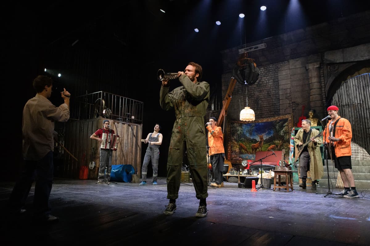 ... на Руси ... хорошо (Театр им. Ермоловой)