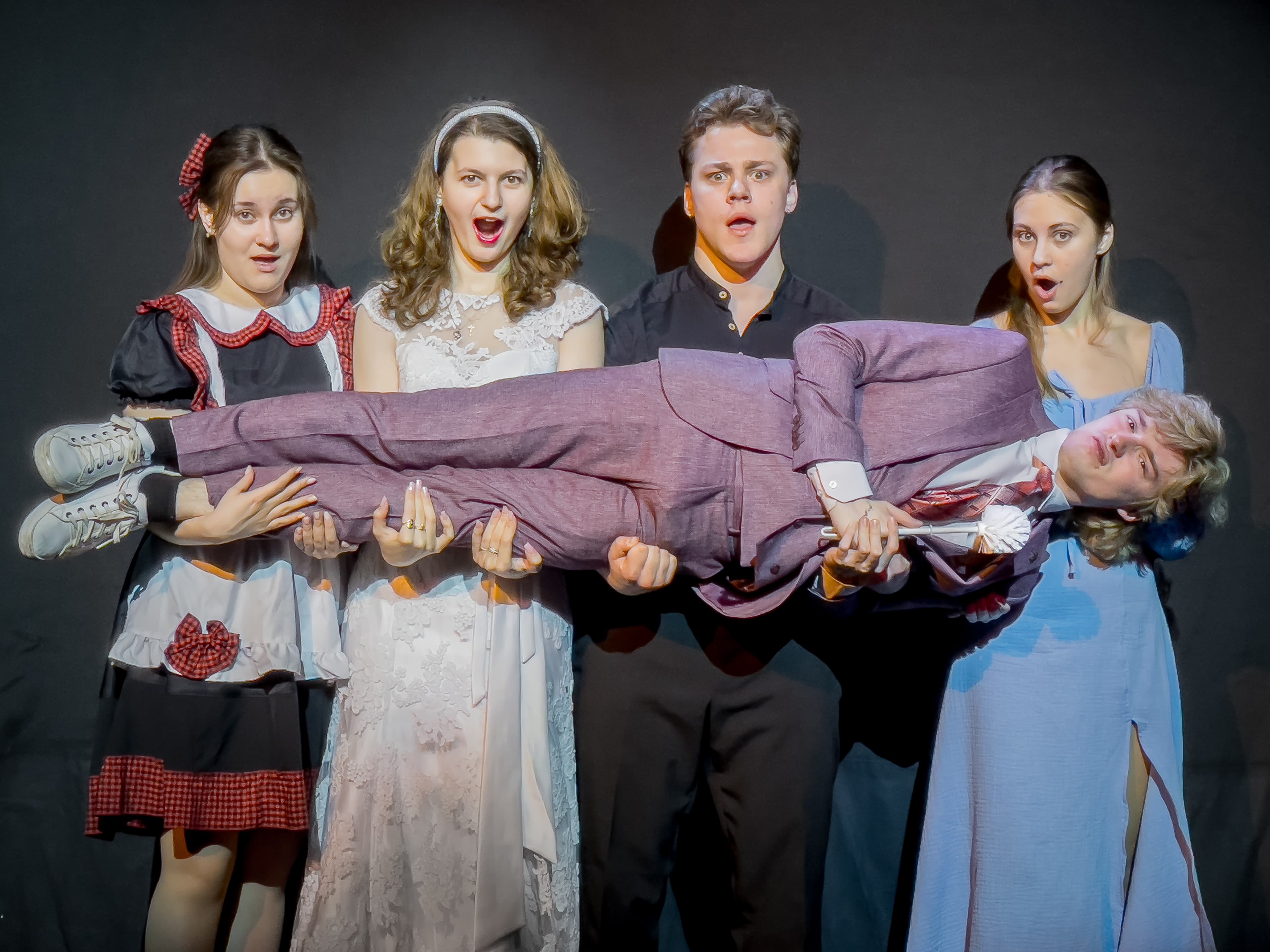 Шикарная свадьба (Молодёжный театр ТНБ)