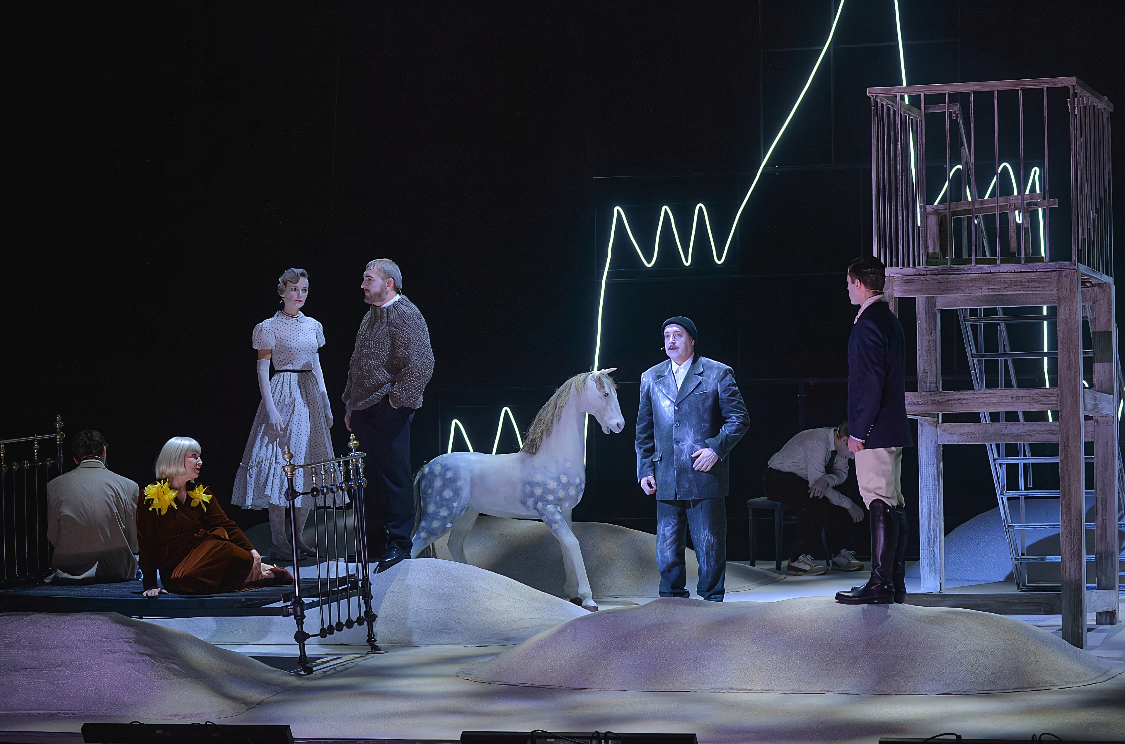 С вечера до полудня (Театр драмы)