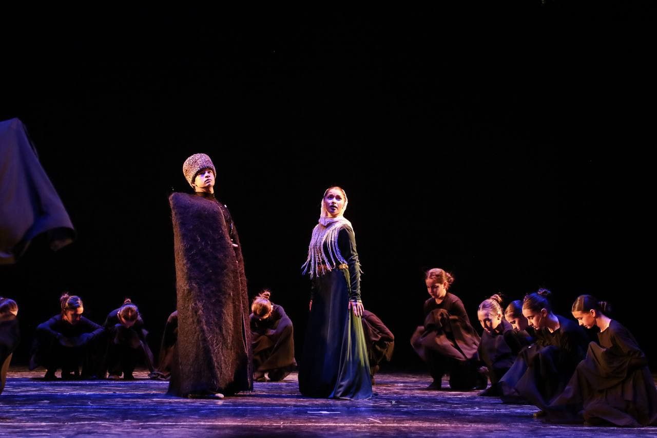 Ансамбль адыгского танца «Шардан» (Музыкальный театр)