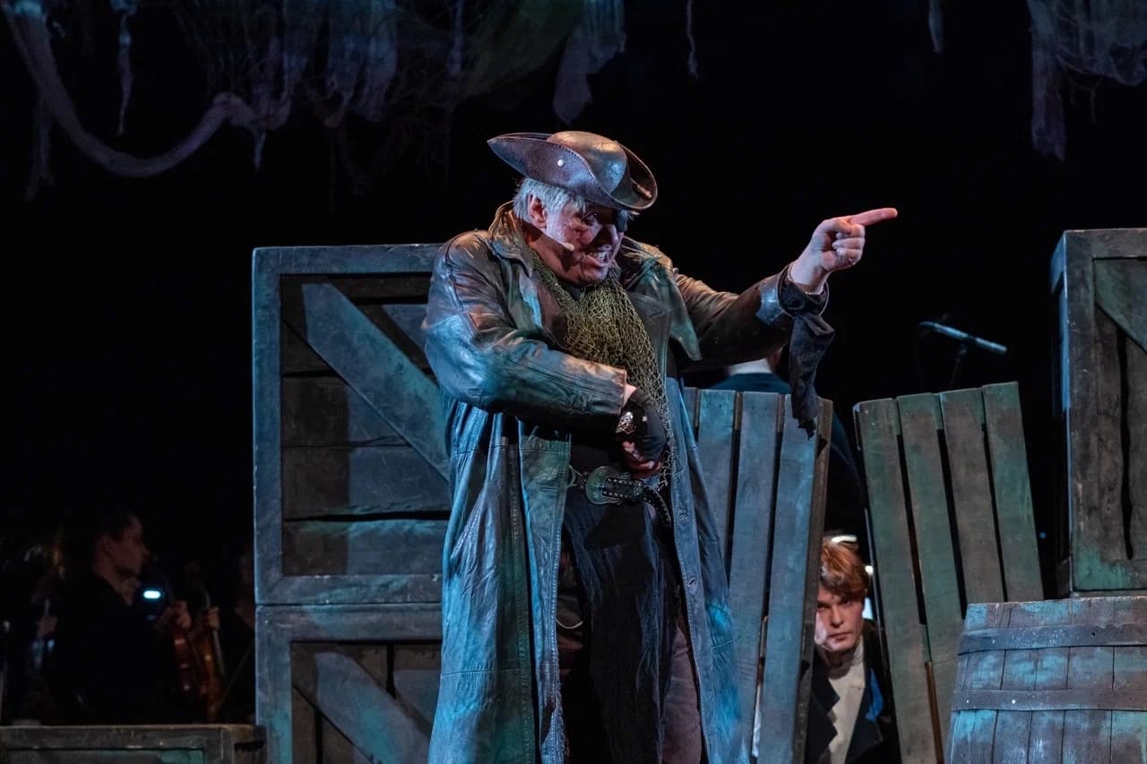 Сокровища Флинта (Концертный зал у Финляндского)