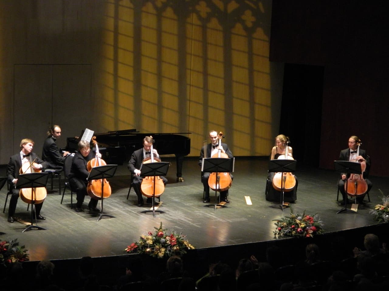 Санкт-Петербургский ансамбль виолончелистов Анатолия Никитина (Филармония им. Шостаковича. Малый зал)