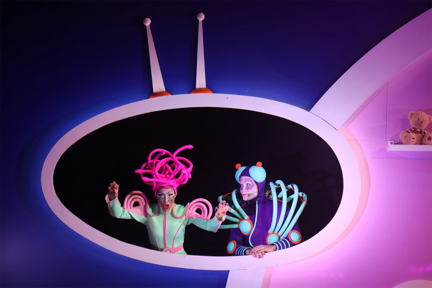 Тайна третьей планеты (Буфф)