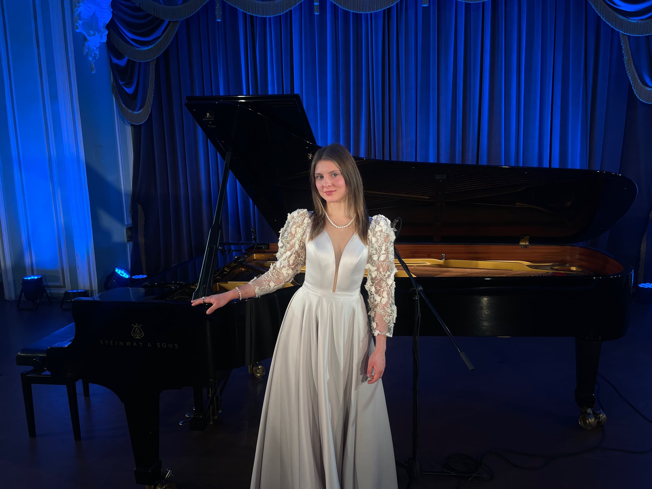 Notre Dame de Paris. Орган и солисты в соборе при свечах (Центр искусства и музыки библиотеки им. Маяковского)