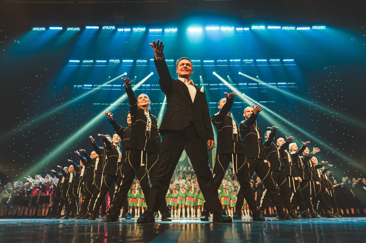 Танцуют все! Летнее шоу театра «Европа» (Драматический театр)