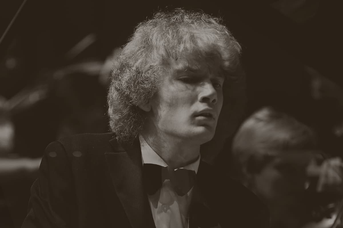 Иван Бессонов и эстрадно-симфонический оркестр (Филармония им. Пономаренко)