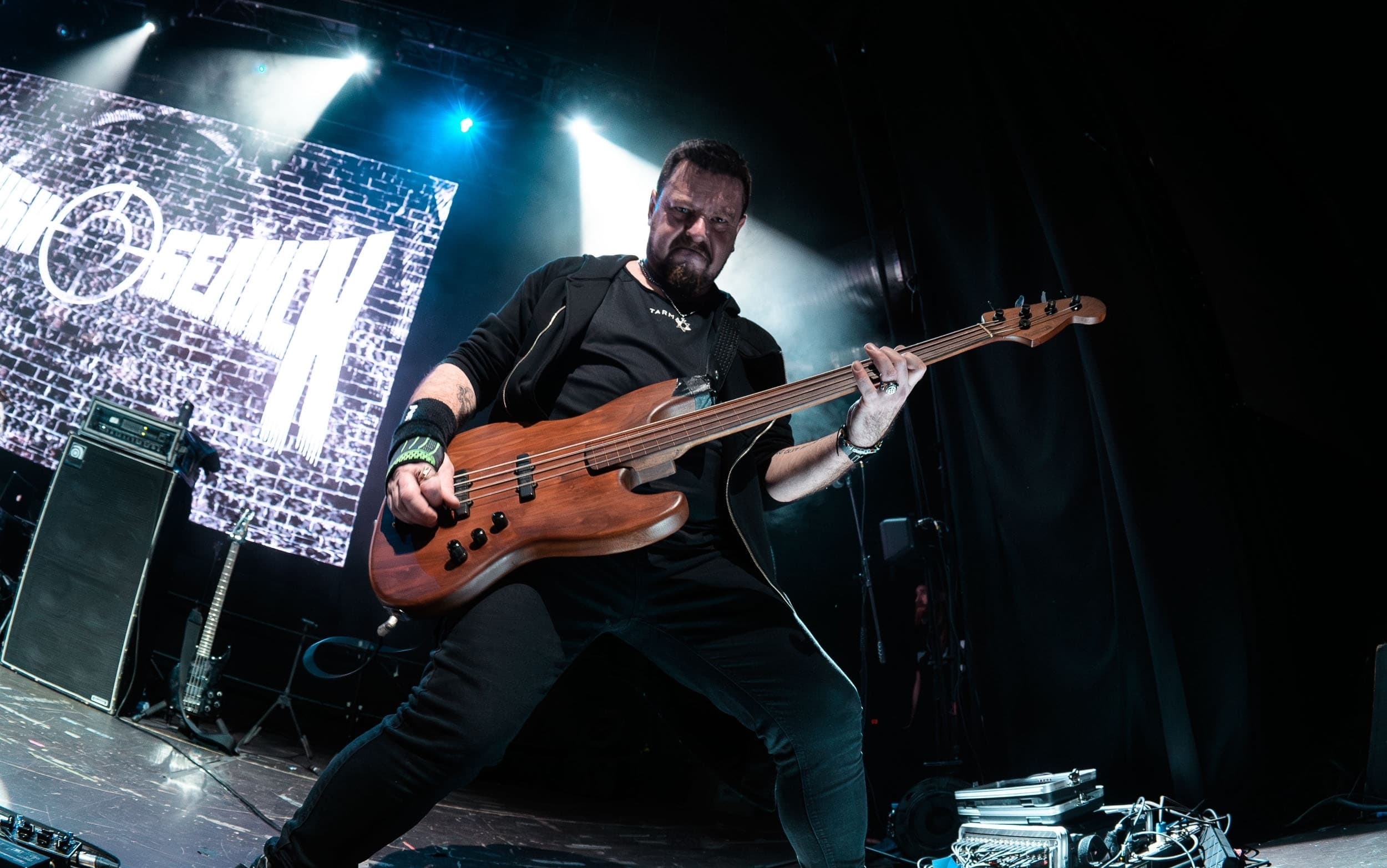 Чёрный Обелиск (Жабль (ex. The Place))