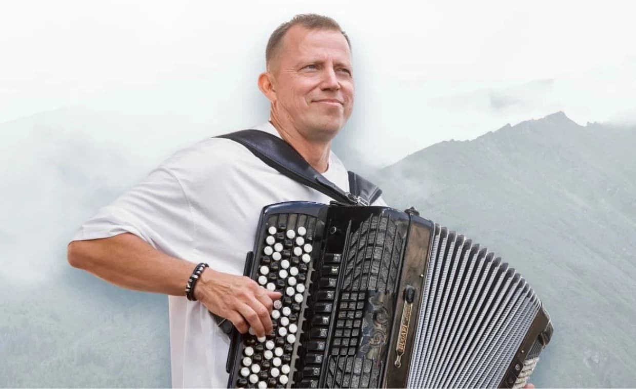 Андрей Кириенко (Гнездо глухаря)