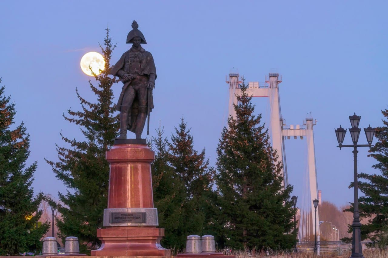 Променад. 24 истории о Красноярске (Дом художника)