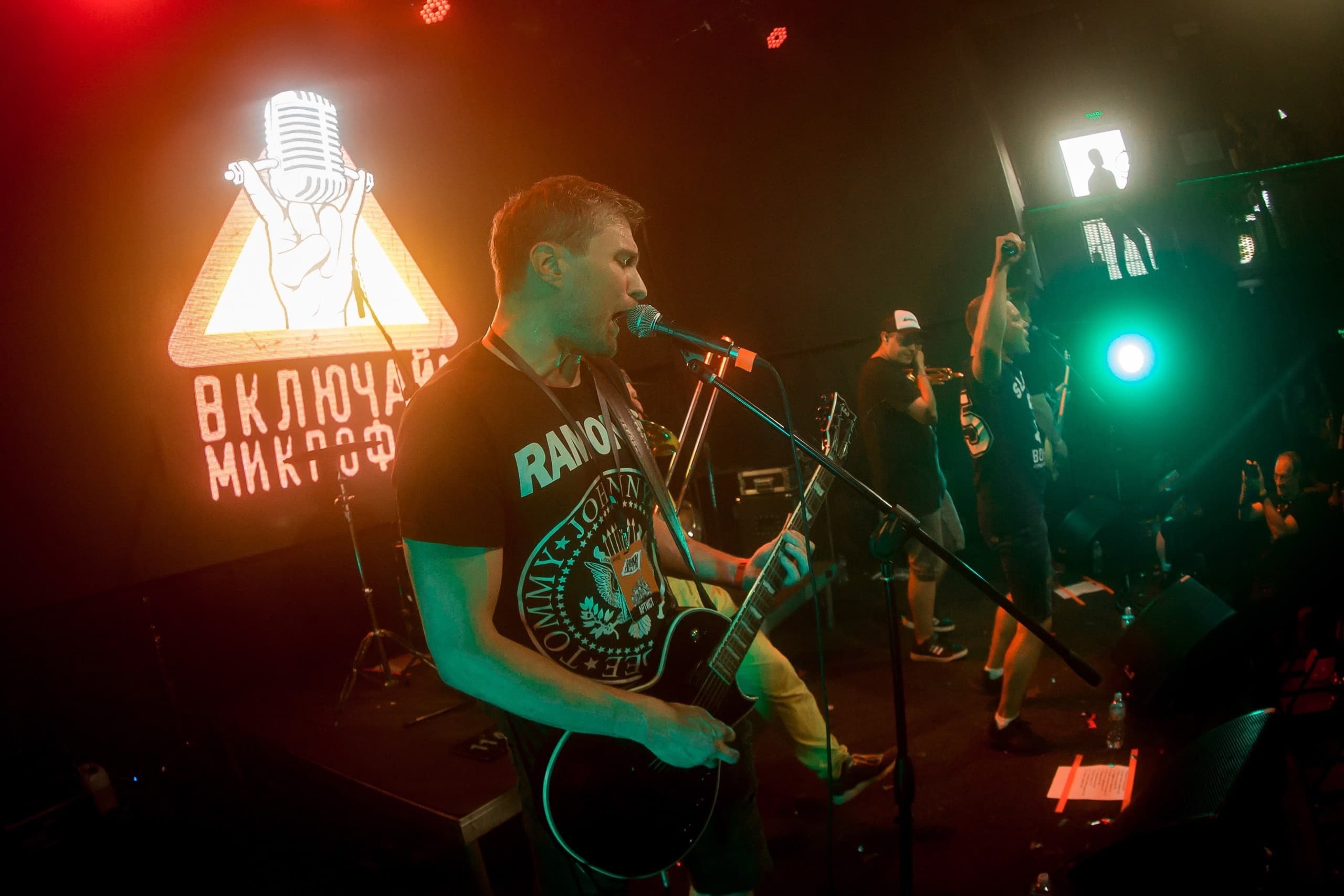 Включай микрофон! (Art Club Площадка (ex. Freedom))