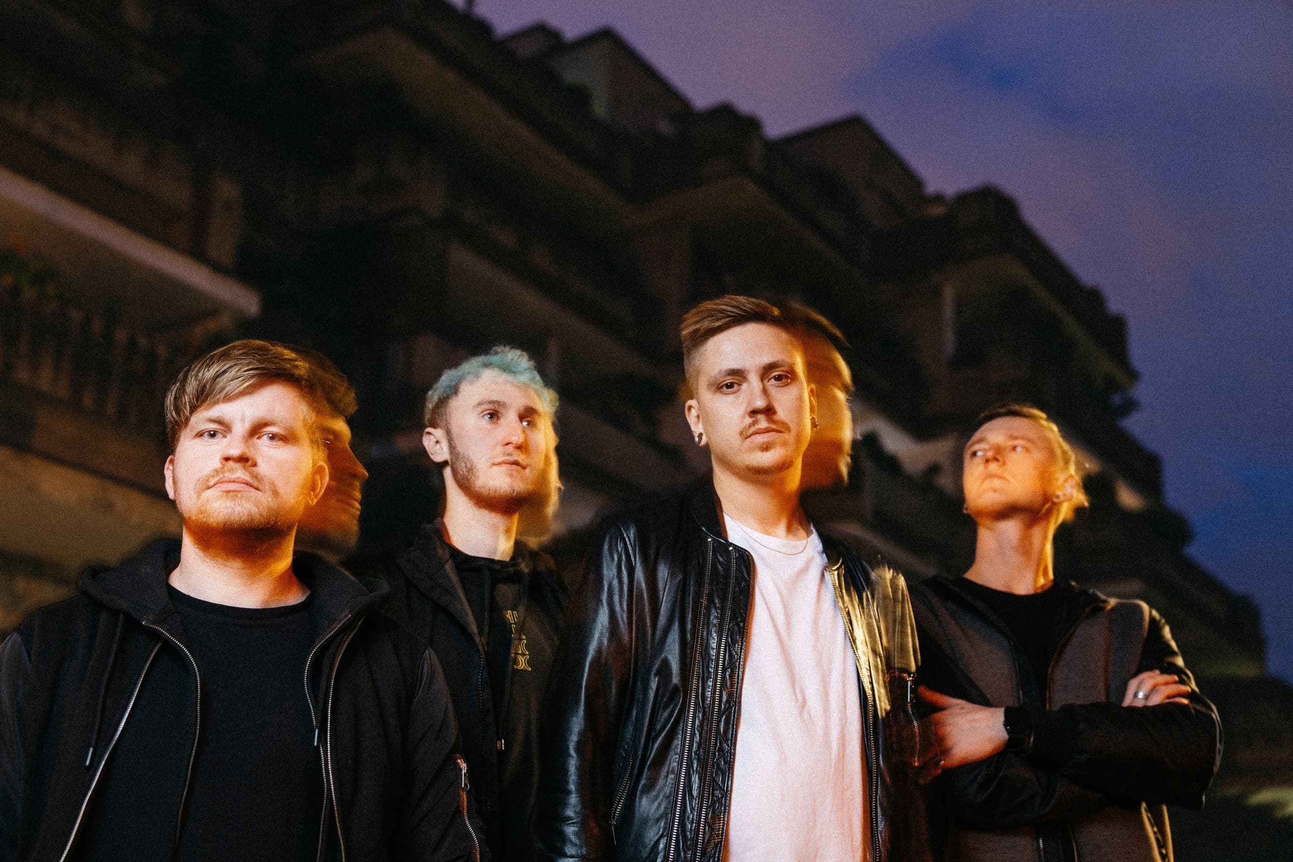 Abyss, Watching Me (Атмосфера)