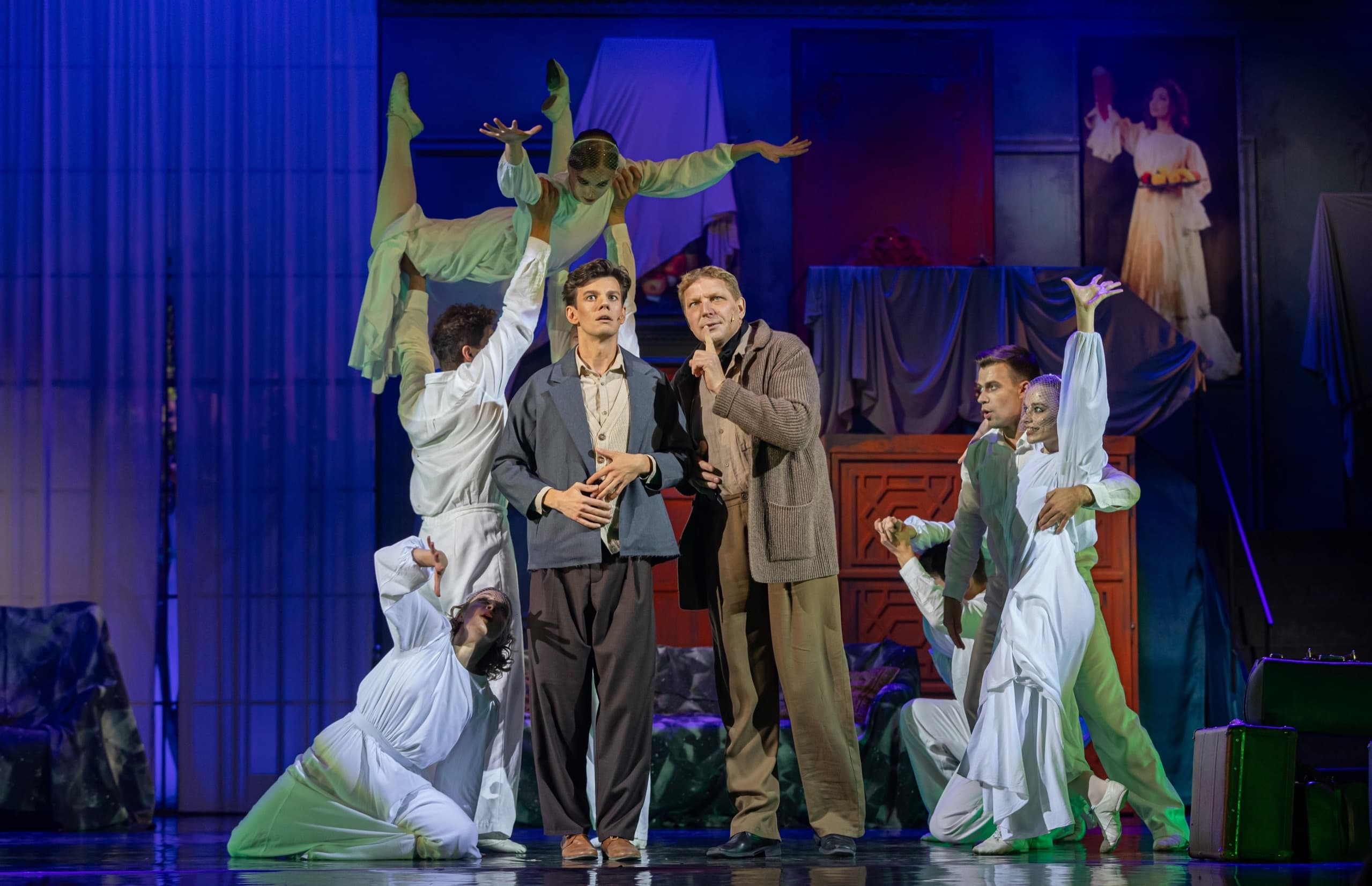 Сдаётся дом с привидениями (ДК «Красное Сормово»)