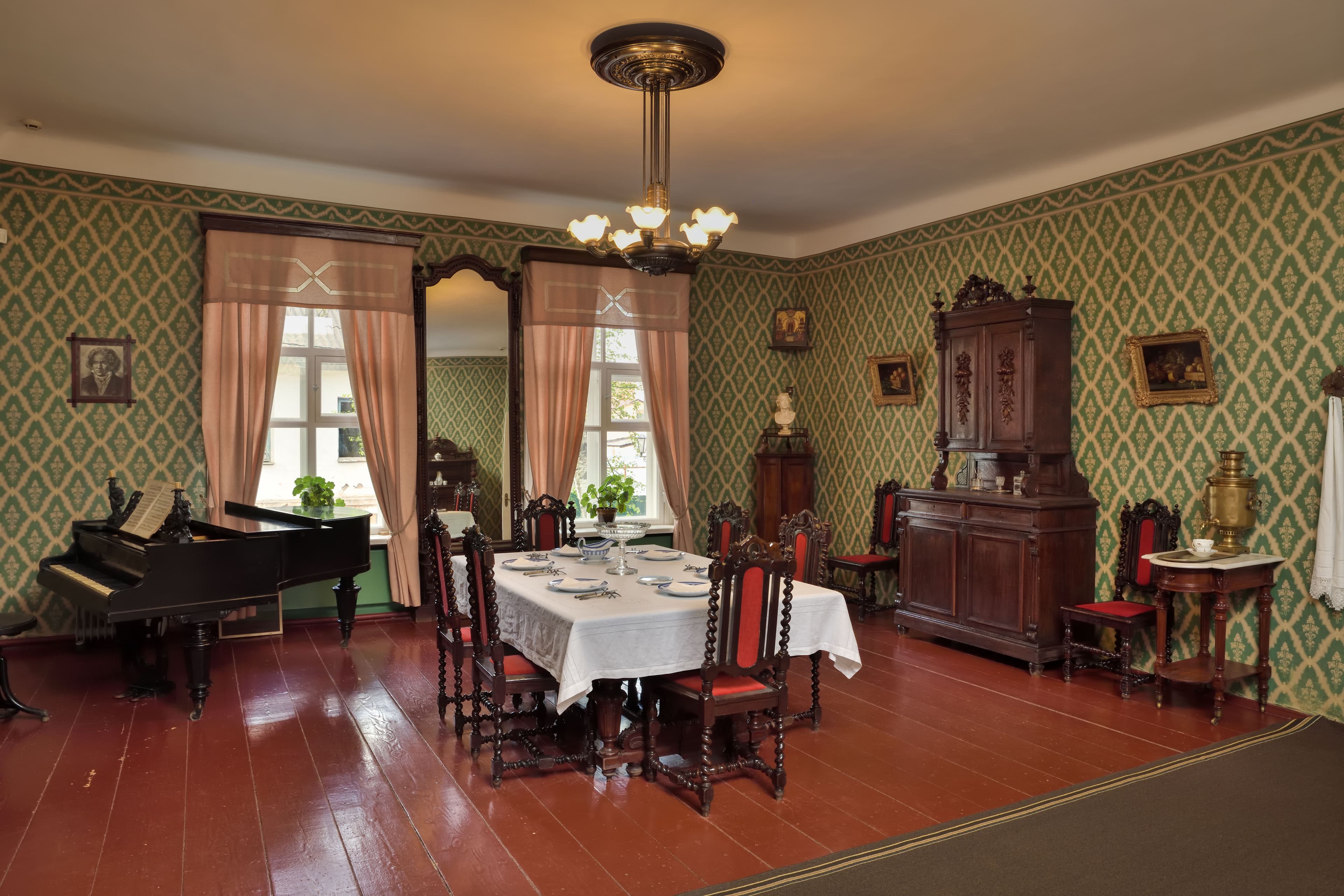 Экспозиция «Дом-музей Ф.М. Достоевского» (Дом-музей Достоевского)