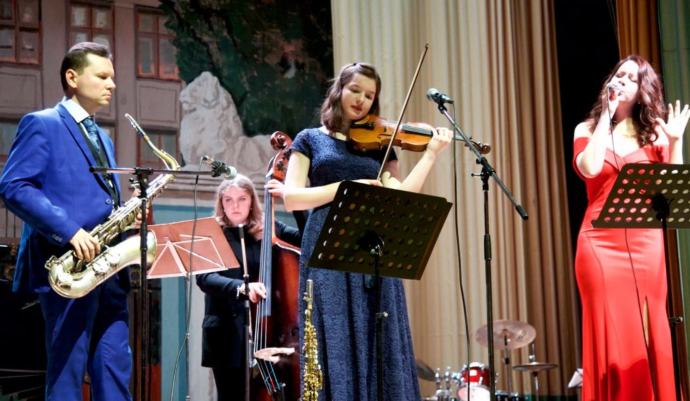 Созвездие стилей (Центральный дом учёных РАН)