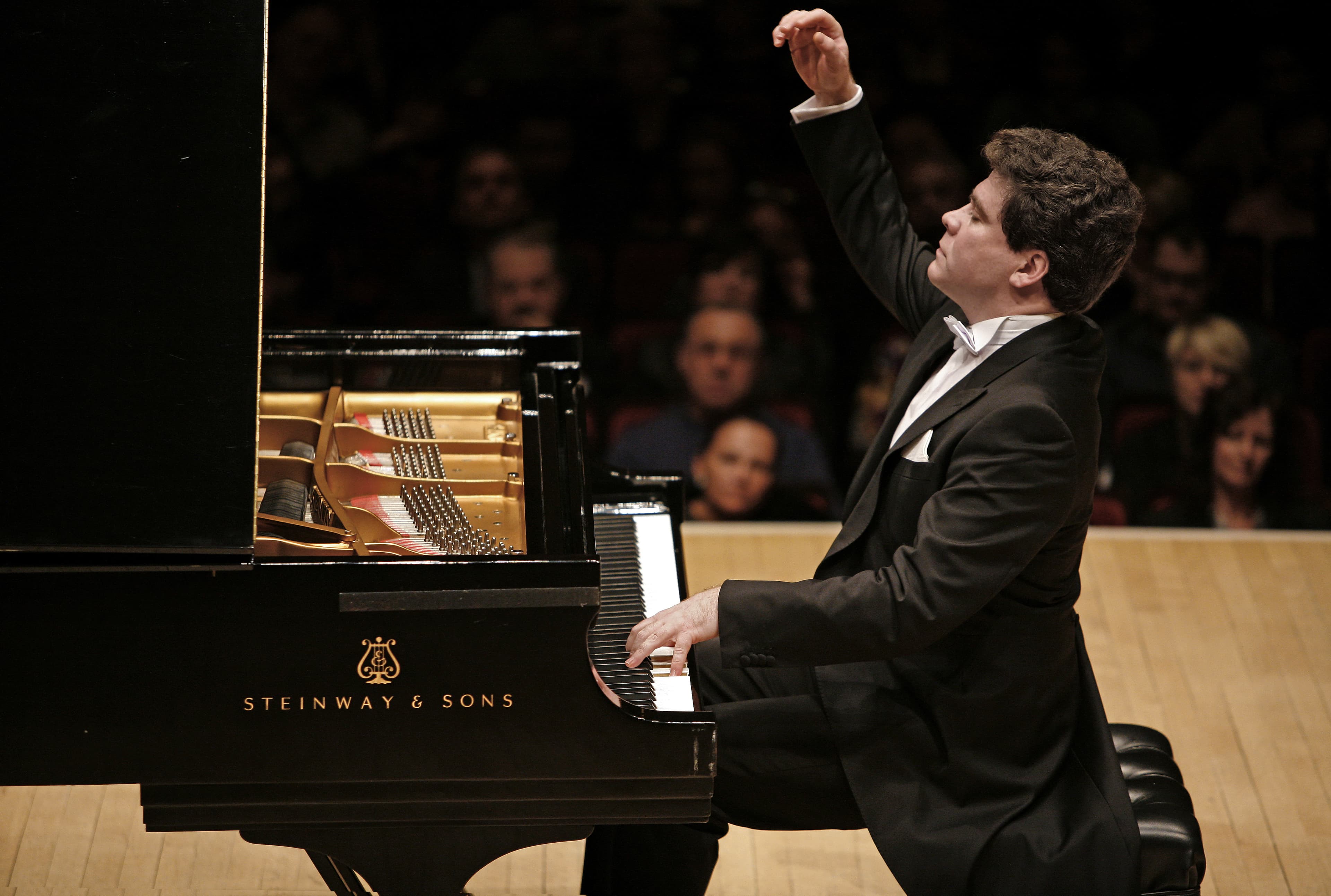 Денис Мацуев представляет. Диалог поколений (Музыкальный театр)