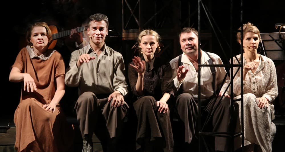 Тишина за Рогожской заставою (Театр музыки и поэзии п/р Камбуровой)