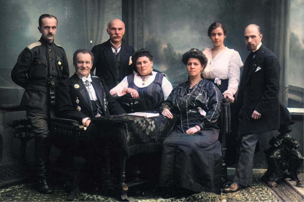 Салон с историей: Нувеллистъ № 12. Салон Карла Буллы — история старейшего фотоателье (Музей-фотосалон Карла Буллы)