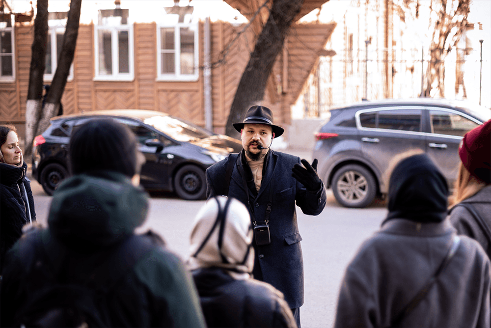 От фонтана до квартала (Площадь Минина и Пожарского)