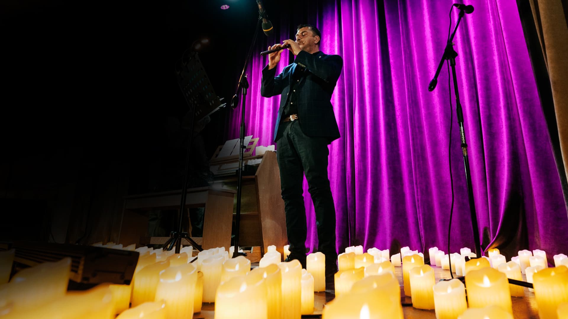 Дудук в сиянии свечей (Музей Николая Островского)