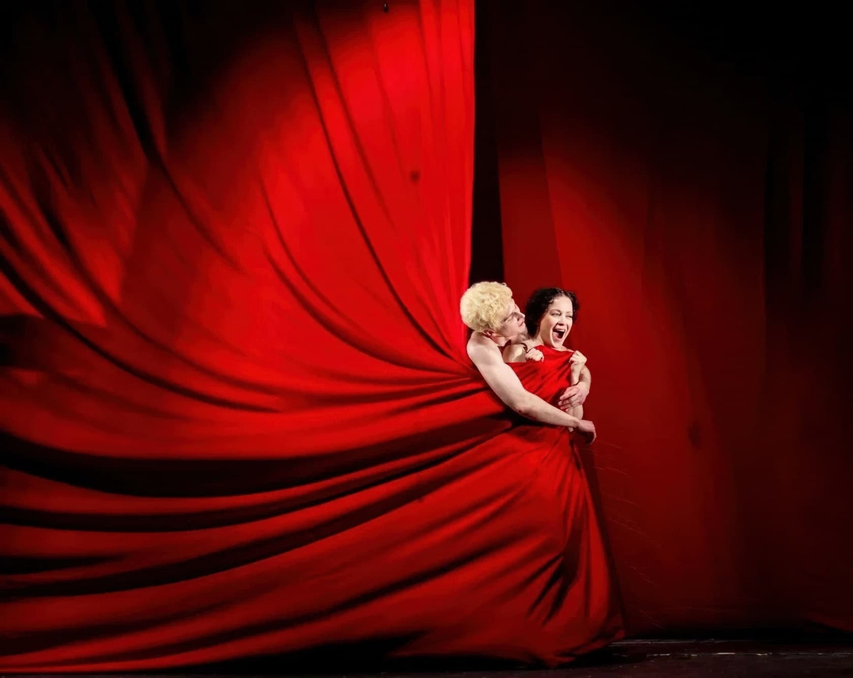 Женщины Сергея Есенина, или Любовь хулигана (Драматический театр им. Кирова)