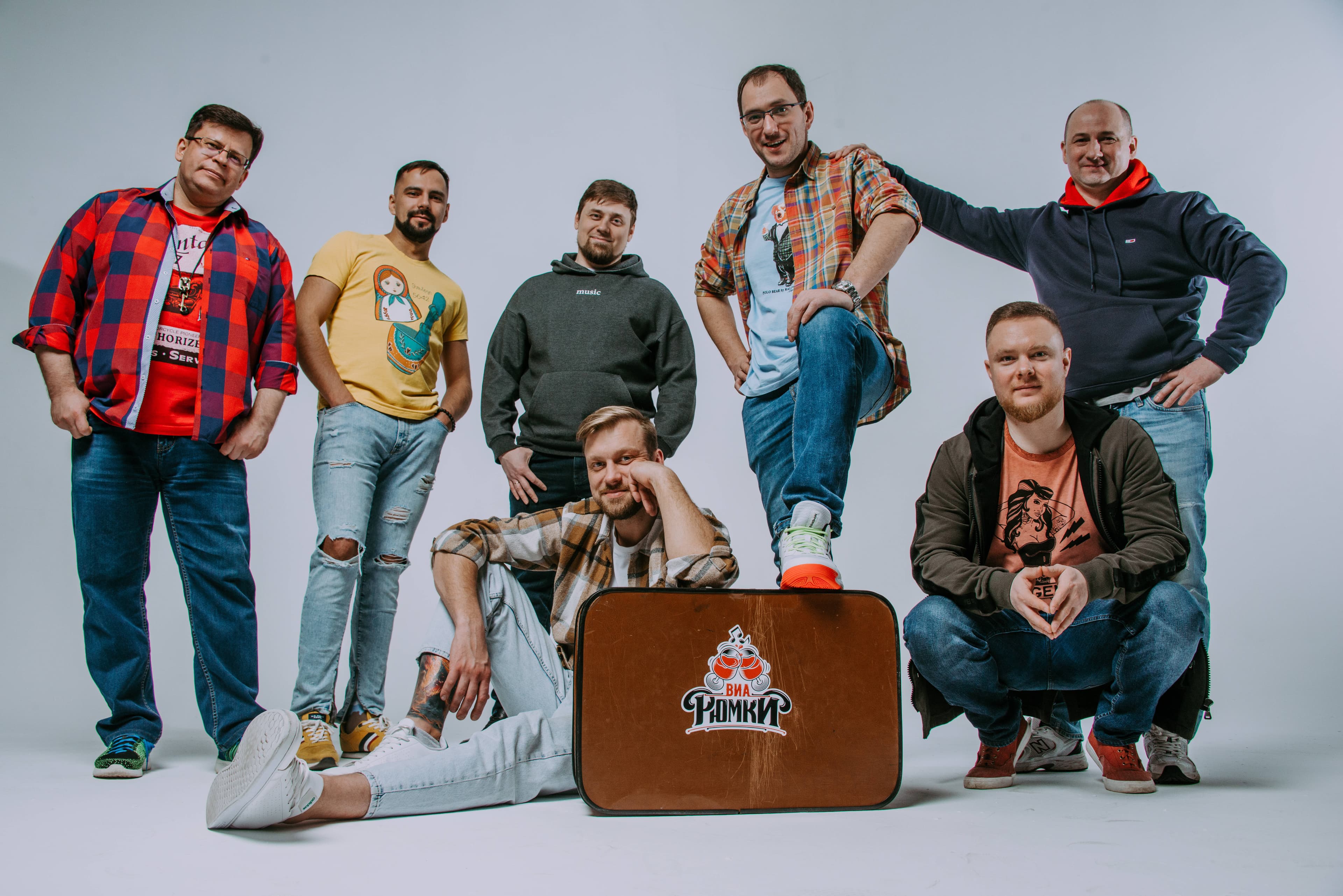 ВИА «Рюмки» (Grillside Rock Bar)