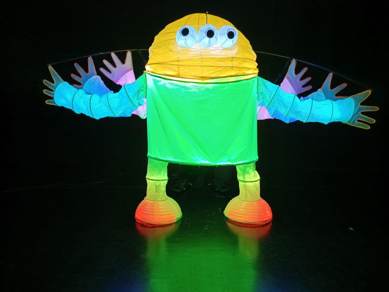 Космическое представление световых кукол (КДЦ «Тимоново»)