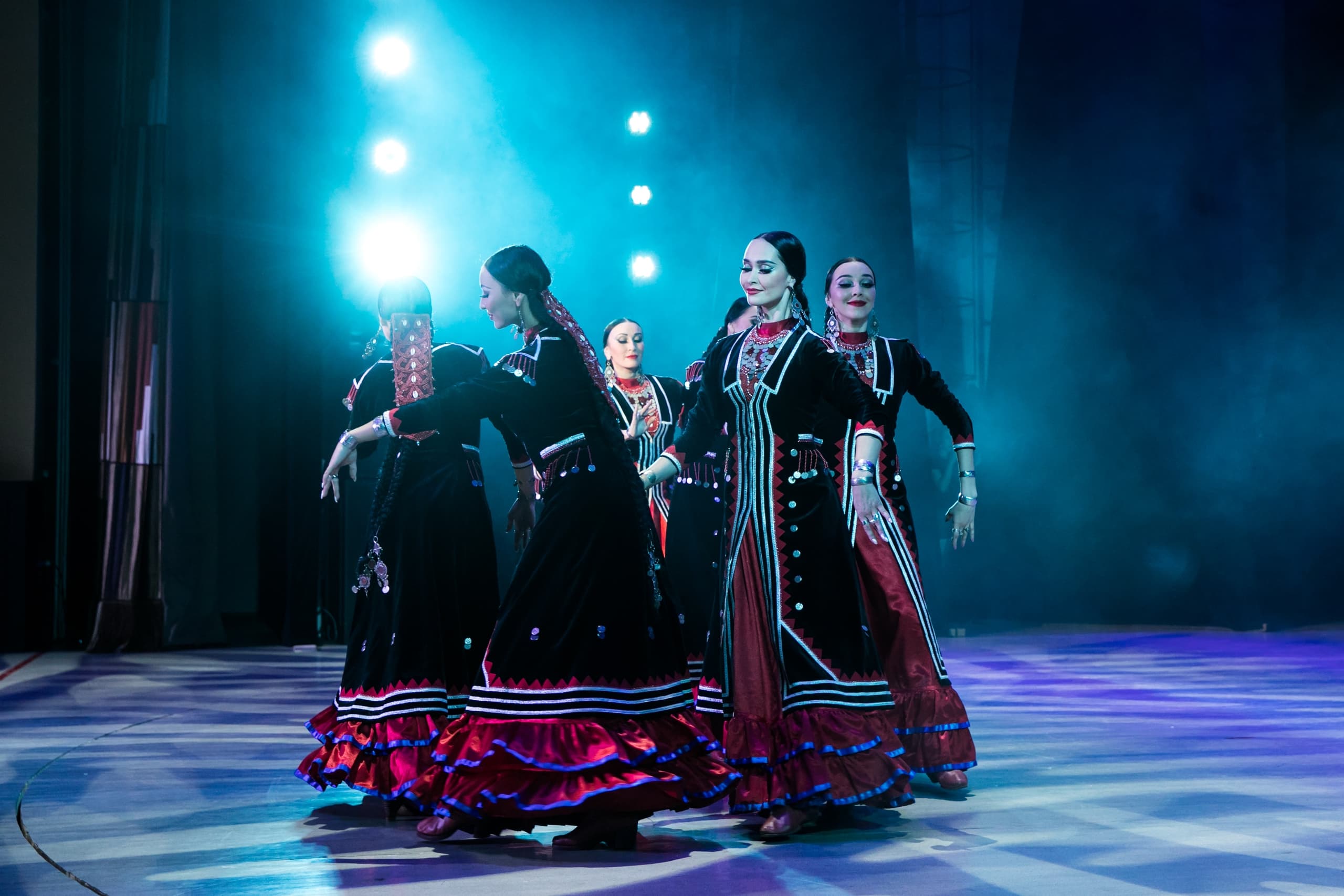 Ансамбль народного танца им. Файзи Гаскарова (Филармония)