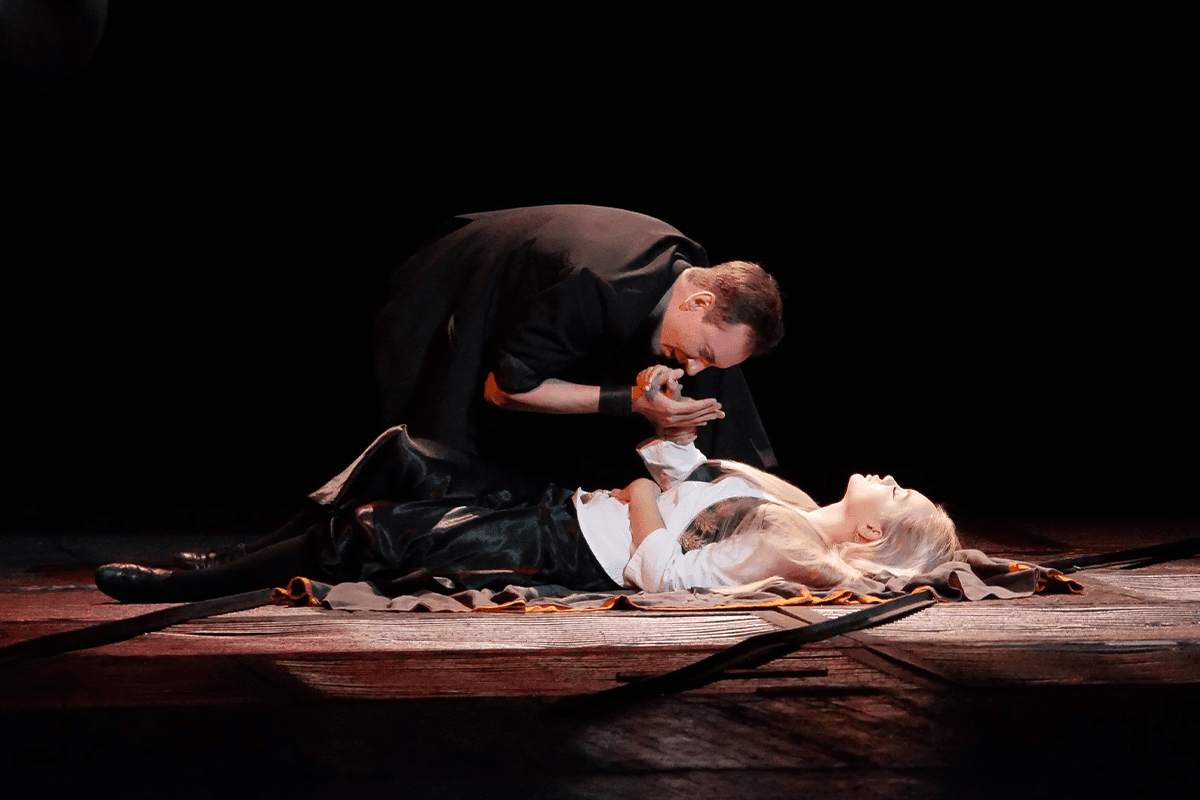 Ромео и Джульетта (Новый экспериментальный театр)