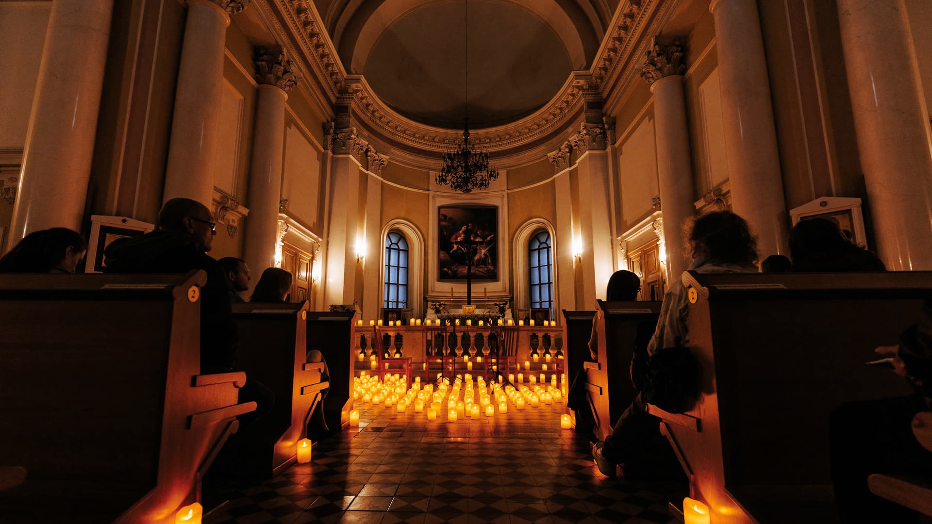 Иоганн Себастьян Бах в сиянии свечей (Приход святой Екатерины)