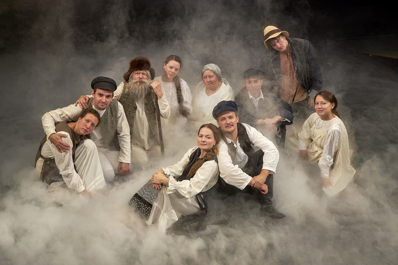 Одна абсолютно счастливая деревня (Мастерская «12» Никиты Михалкова)