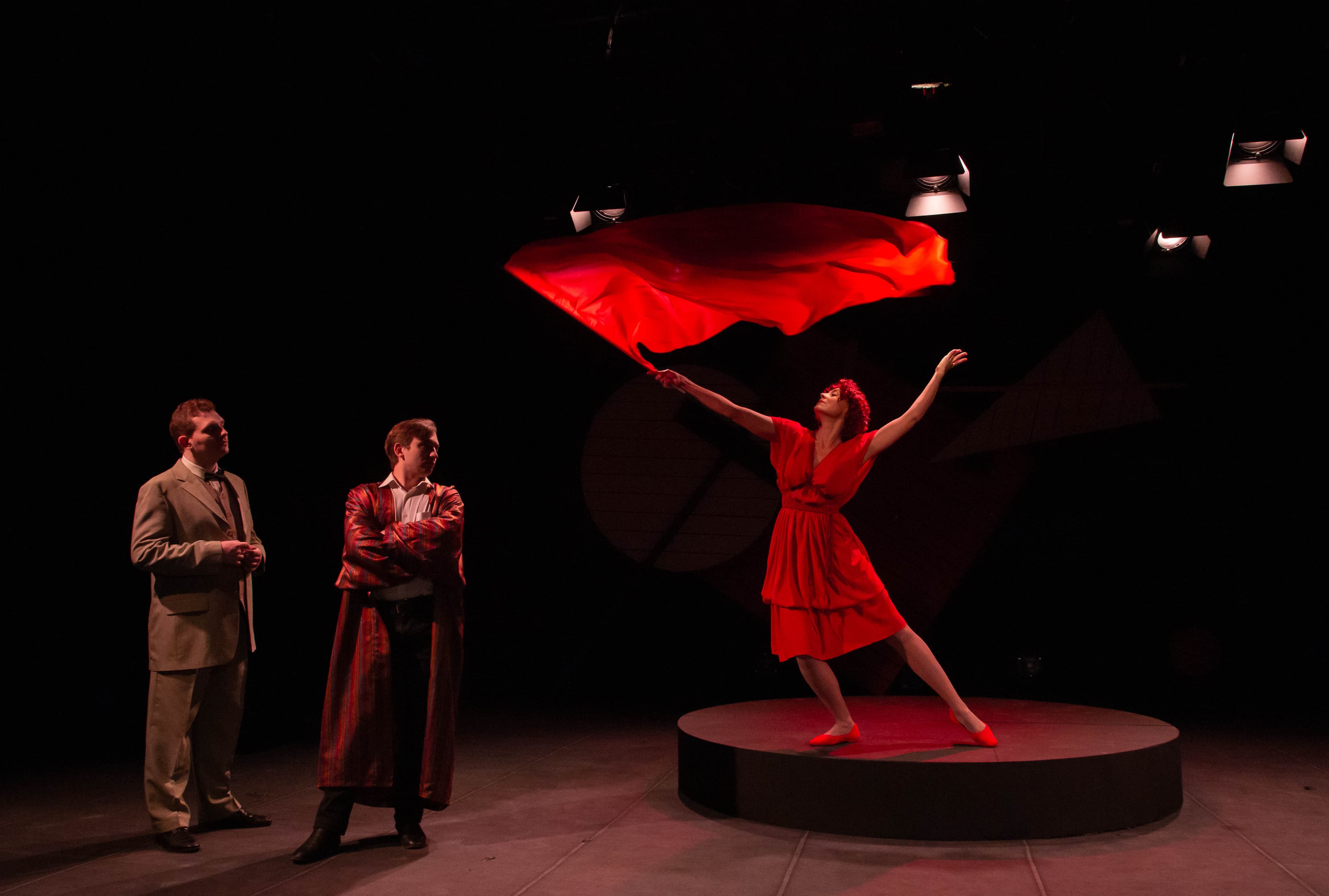 Есенин. Осколки разбитого зеркала (Театр драмы «Камерная сцена»)