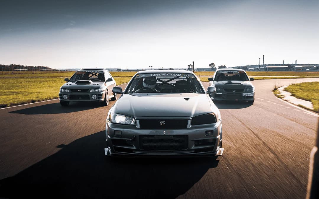 Рейс Клаб (ADM Raceway)