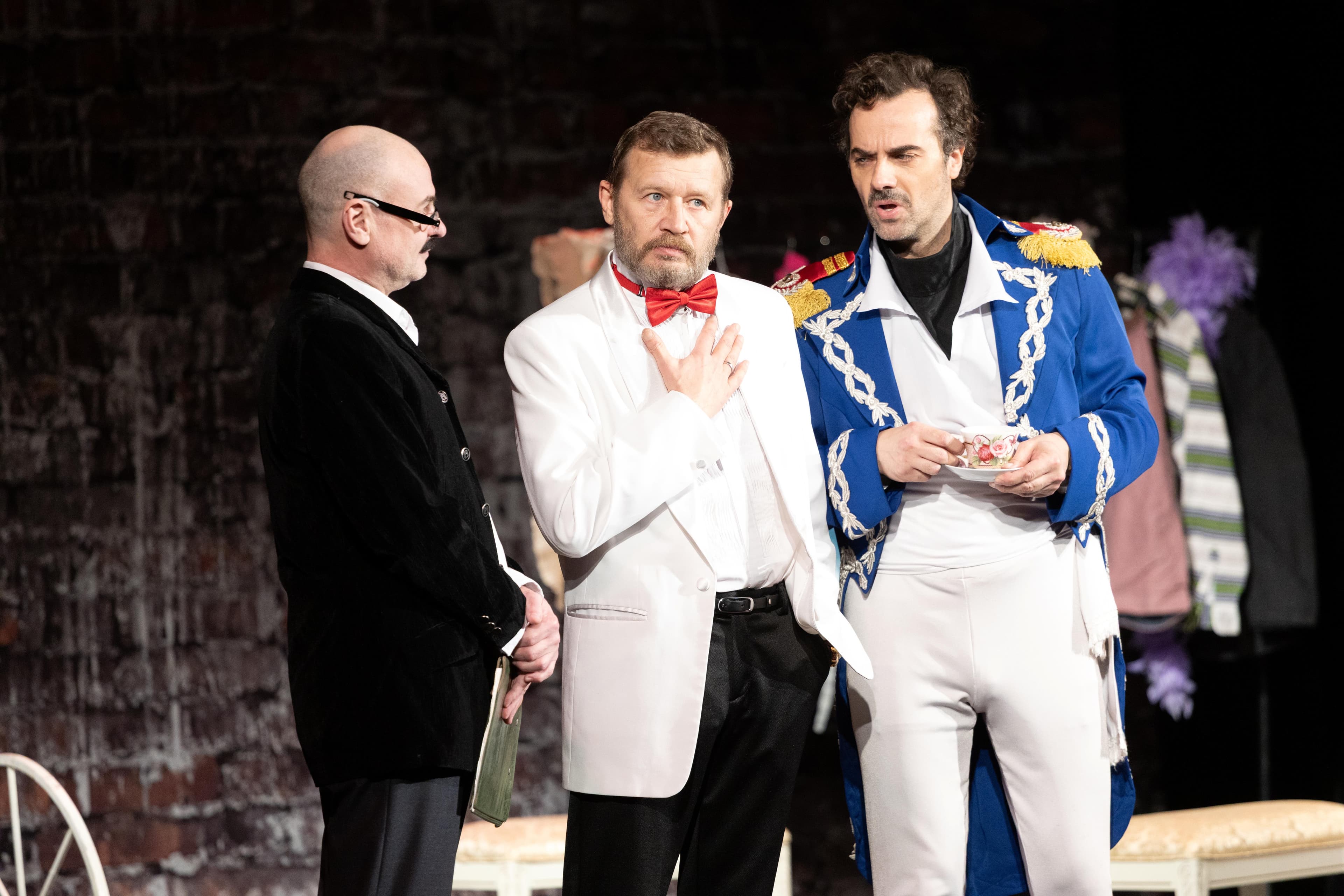 Скандалисты (Драматический театр)