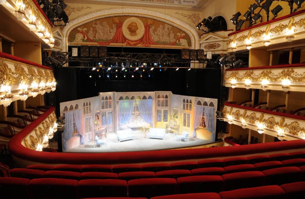 Чайка (Новый экспериментальный театр)