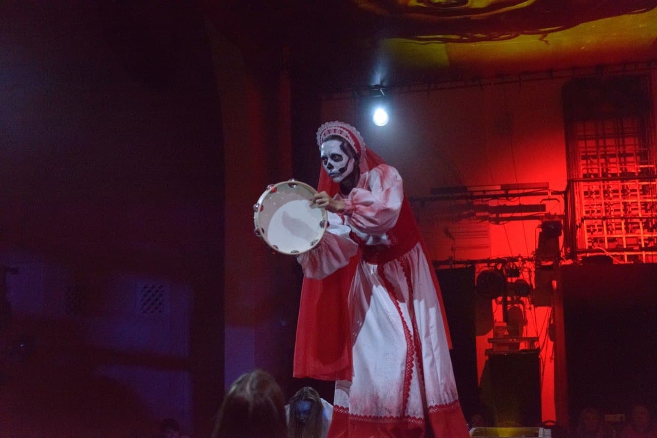 Сквозь огонь войны (Театр Защитника Отечества)