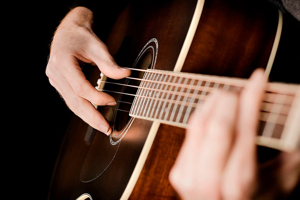 Олег Фёдоров. Булат Окуджава «Я вновь повстречался с надеждой…» (Майлз)