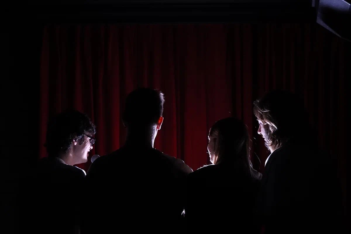 Стендап в темноте (Stage StandUp Club)